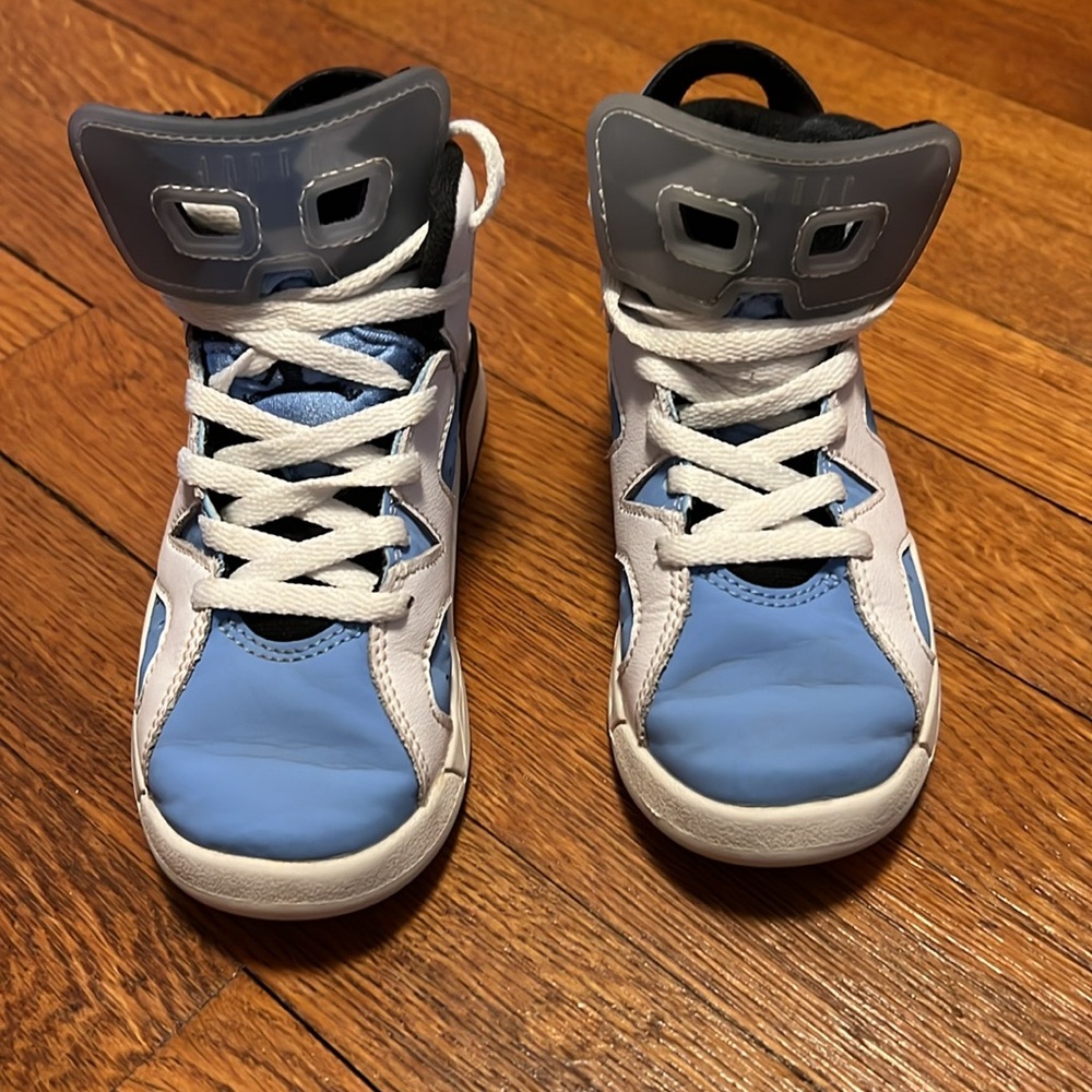 Jordan 6 Retro Carolina Blue Size 11c - Picture 2 of 7